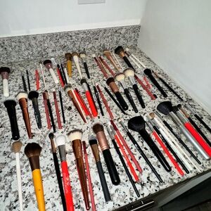 66 makeup brushes